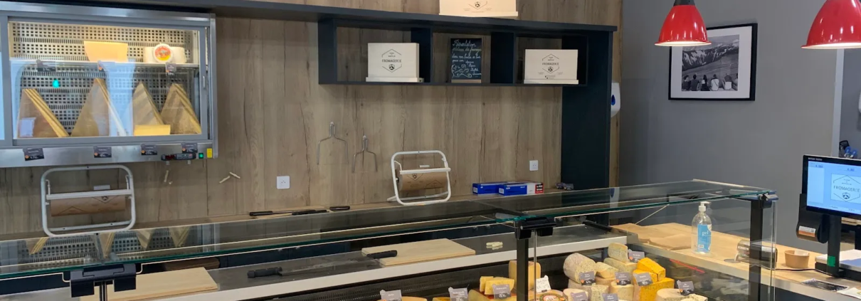 Vitrine de la fromagerie Pierre & Marcellin Part-Dieu Villette, rue Paul Bert, Lyon 3